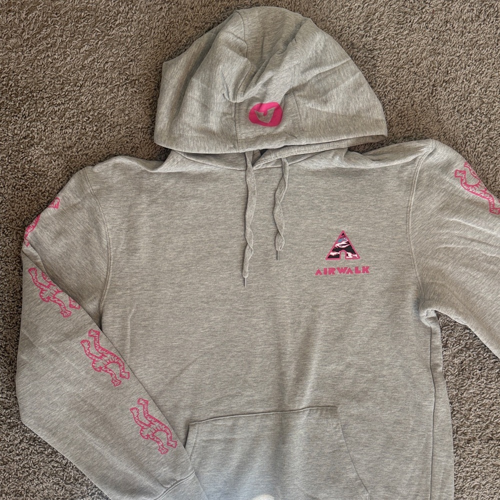 Airwalk men’s Hoodie in Gray with Pink Accents